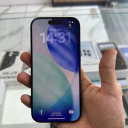 iPhone 17